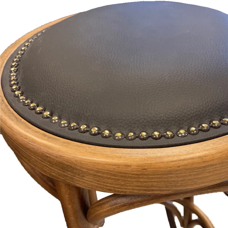 Weener antiek zitting detail Barkruk Weener antiek met zwarte zitting
