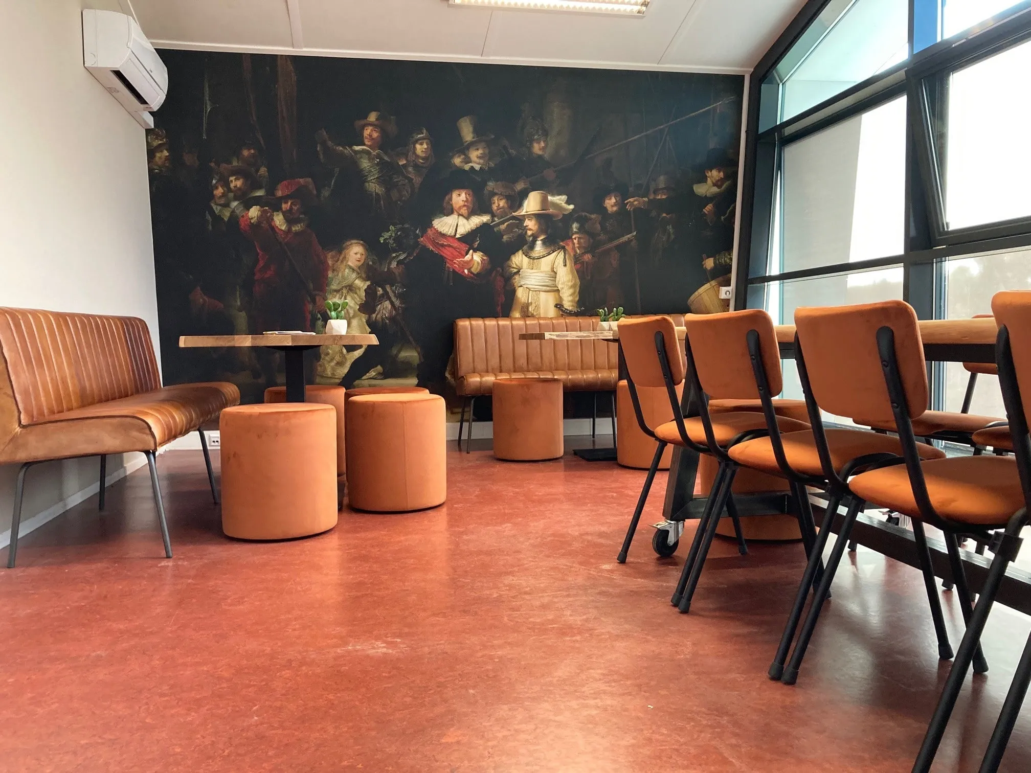 Voor iedere gelegenheid een passend interieur lerarenkamer 1 - Voor iedere gelegenheid een passend interieur
