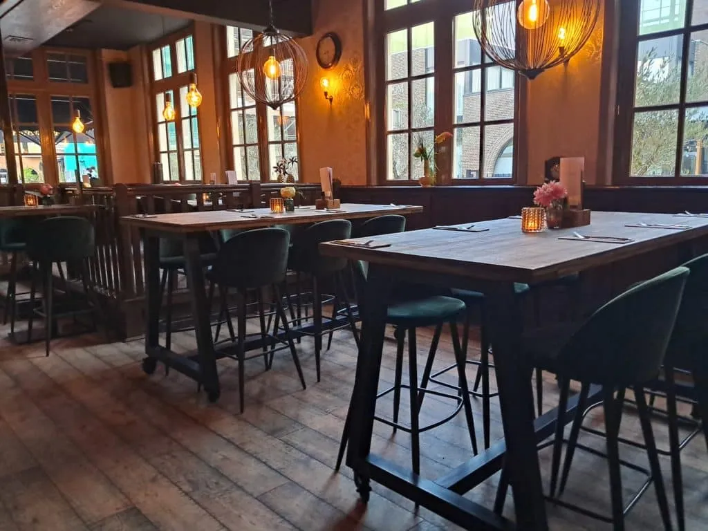 1000019164 1024x768 - Dinercaf&eacute; De Nachtwacht