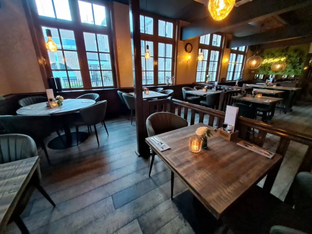 1000019169 1024x768 - Dinercaf&eacute; De Nachtwacht
