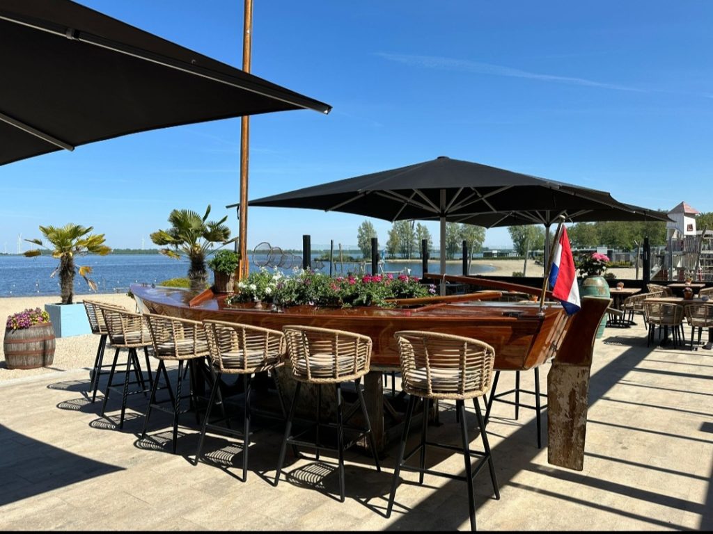Buitenbar 1